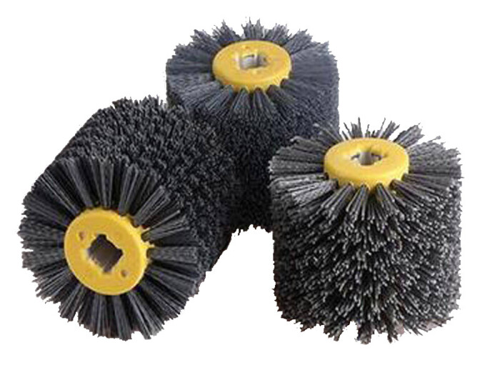 Wheel brushes crimped for burnishing machines, with hole